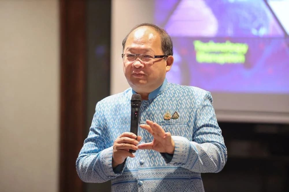 ปธ. ส.อ.ท. ได้รับเกียรติเป็นวิทยากรสัมมนา The Life Long Lens (LLL): Starting Right For Transformation