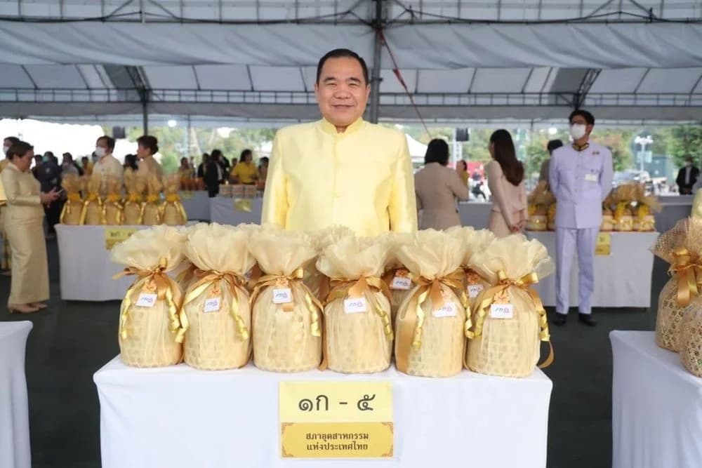 ส.อ.ท.ร่วมงานเฉลิมพระเกียรติพระบาทสมเด็จพระเจ้าอยู่หัว เนื่องในโอกาสพระราชพิธีสมมงคลพระชนมายุเท่าพระบาทสมเด็จพระพุทธยอดฟ้าจุฬาโลกมหาราช