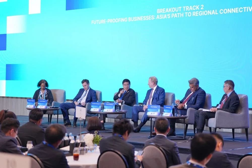 ส.อ.ท. ร่วมเสวนา The 9th Singapore Regional Business Forum ผลักดันความร่วมมือเศรษฐกิจ ไทย-สิงคโปร์